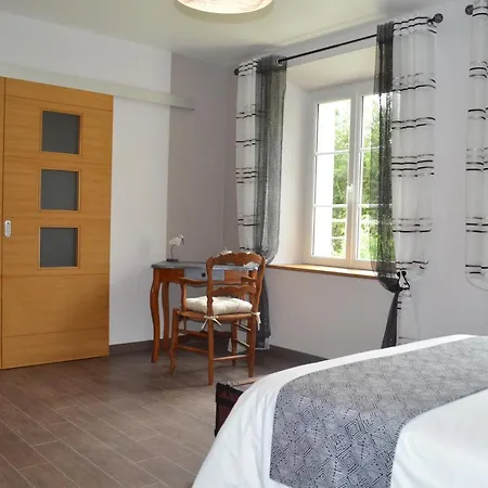 Le Logis Des Langrottes Bed & Breakfast Saint-Sornin (Charente)