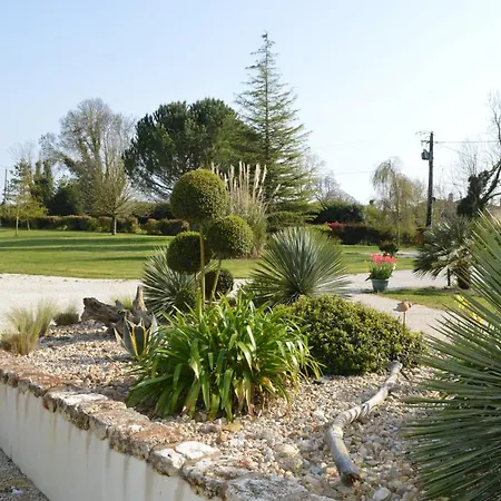 Le Logis Des Langrottes * Saint-Sornin (Charente)